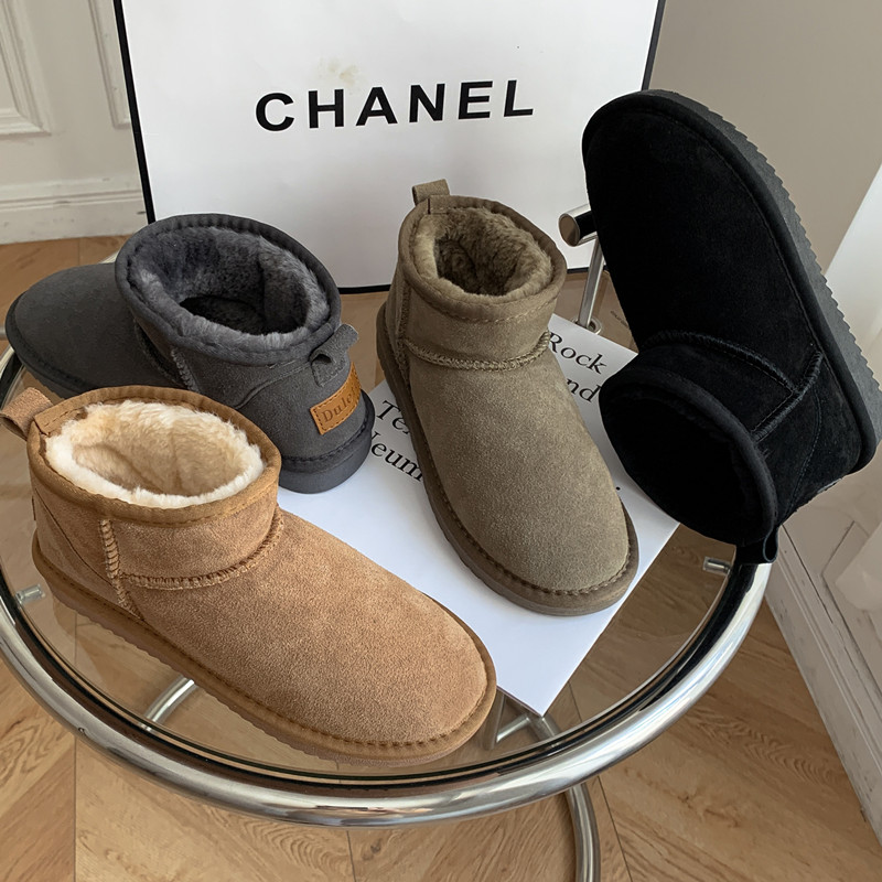 冬季磨砂真牛皮雪地靴女防滑保暖短筒加绒加厚情侣款棉鞋男士大码