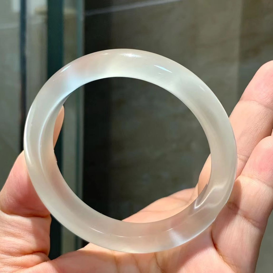 手镯 白香槟高贵典雅款美人镯  54-55