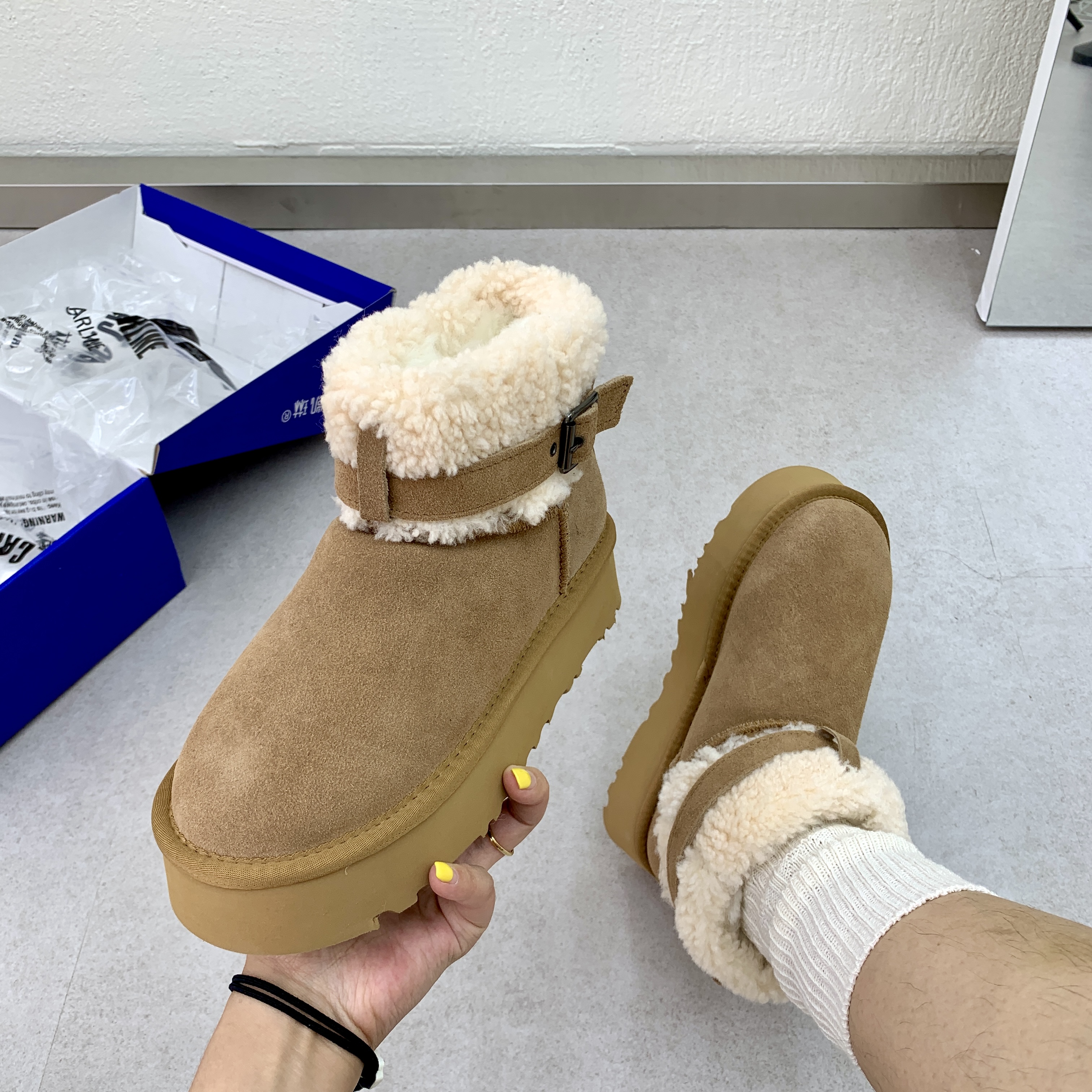 乔治凯琳冬季洋气新款厚底皮带扣骑士雪地靴机车增高休闲加绒保暖