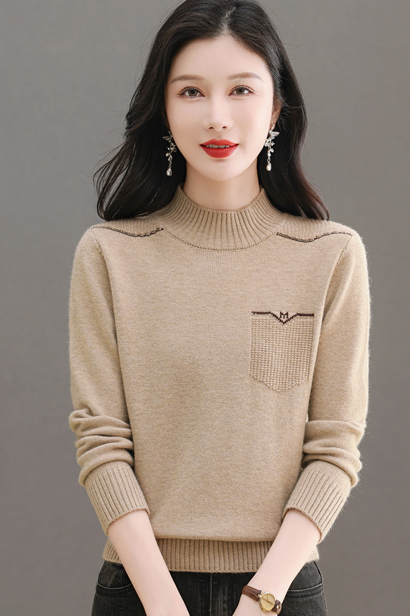 2024新款冬季女士半高领长袖洋气时尚宽松保暖气质针织打底毛衣