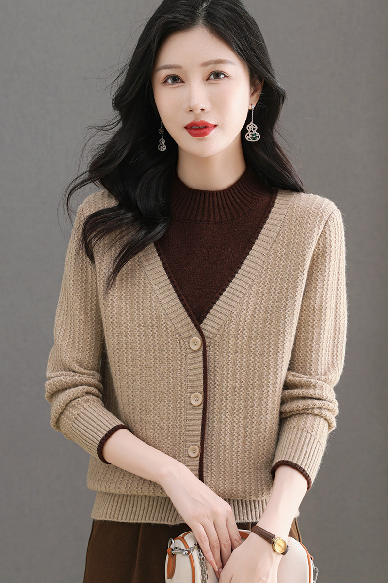 2024新款冬季女士半高领假两件长袖洋气时尚宽松显瘦百搭打底保暖