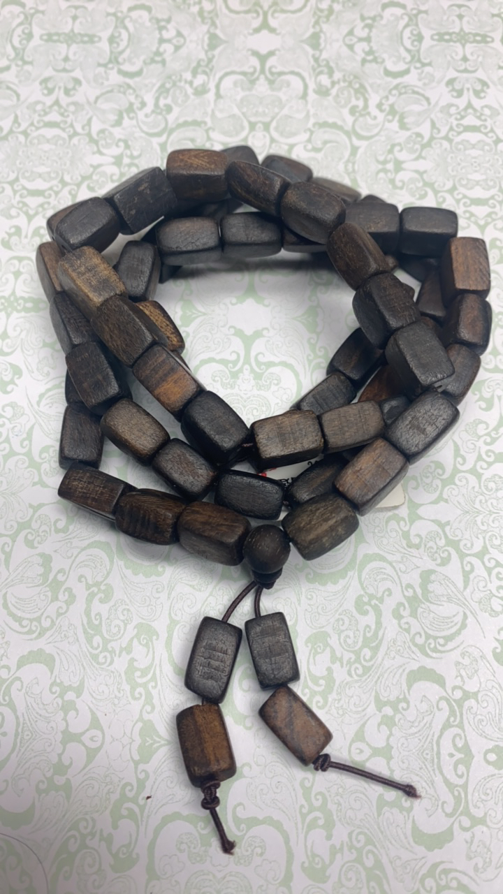 035号沉木多圈手链