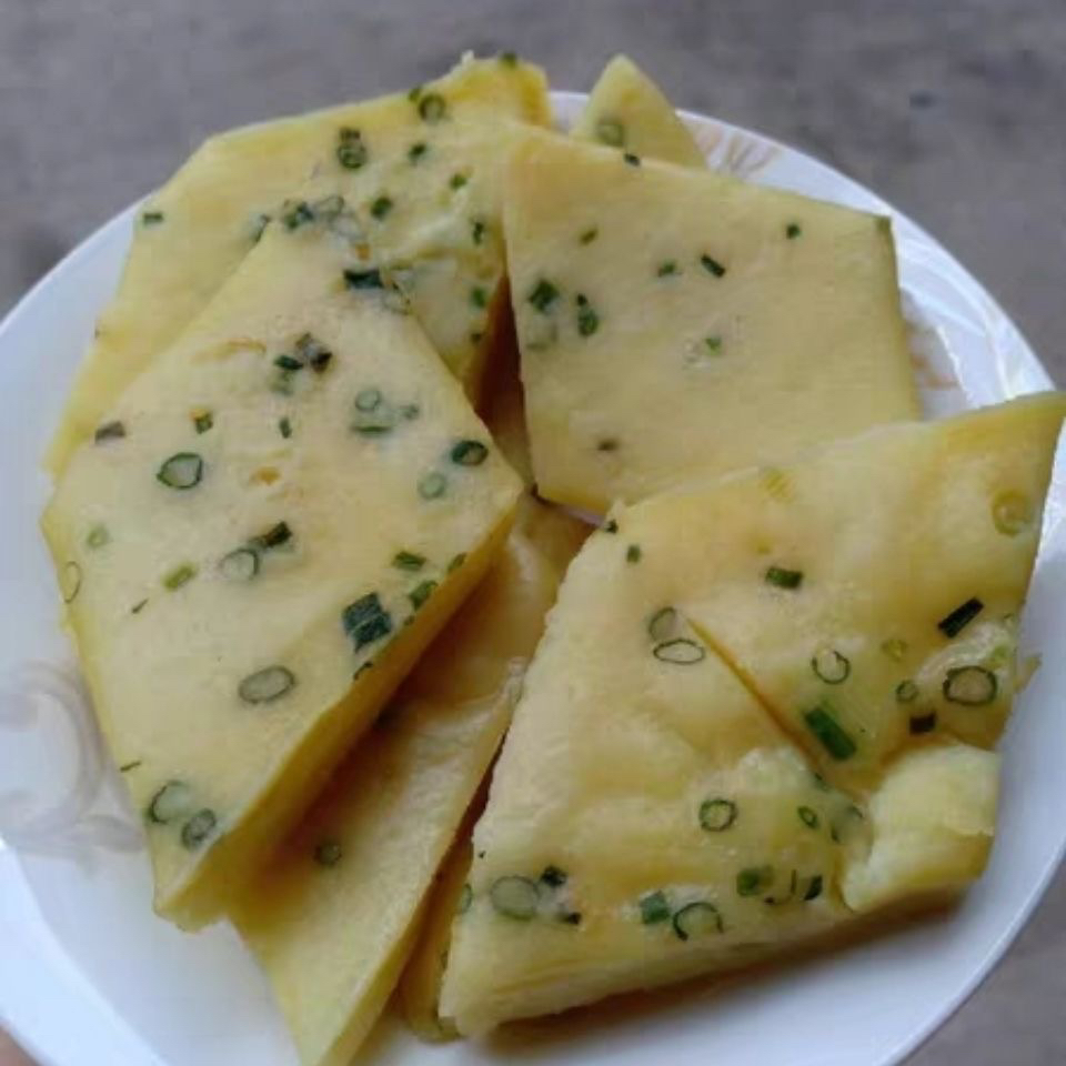 湖南耒阳特产农家碱水饺里碱水粑里七层丰糕现做现发真空打包500g