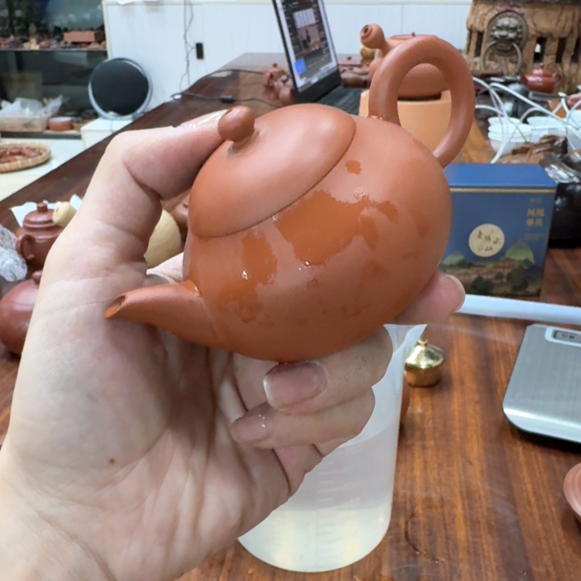 【闪购商品】紫砂手拉壶