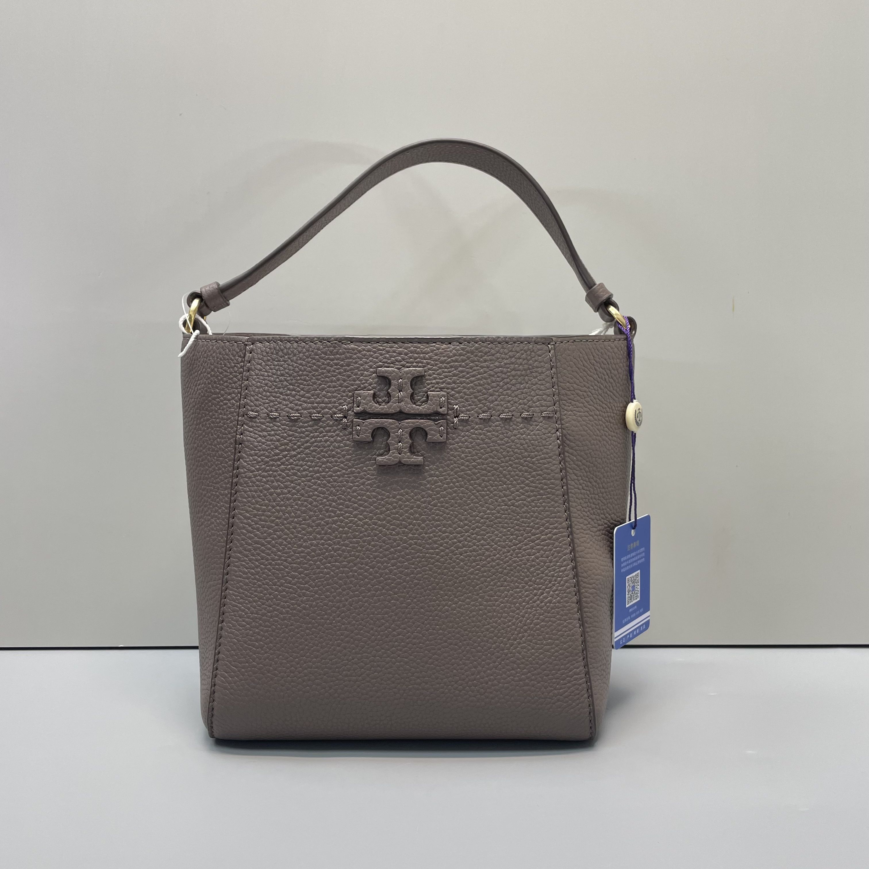 99新 TORY BURCH/汤丽柏琦 小林/灰色小水桶包18*19*12cmSA100804