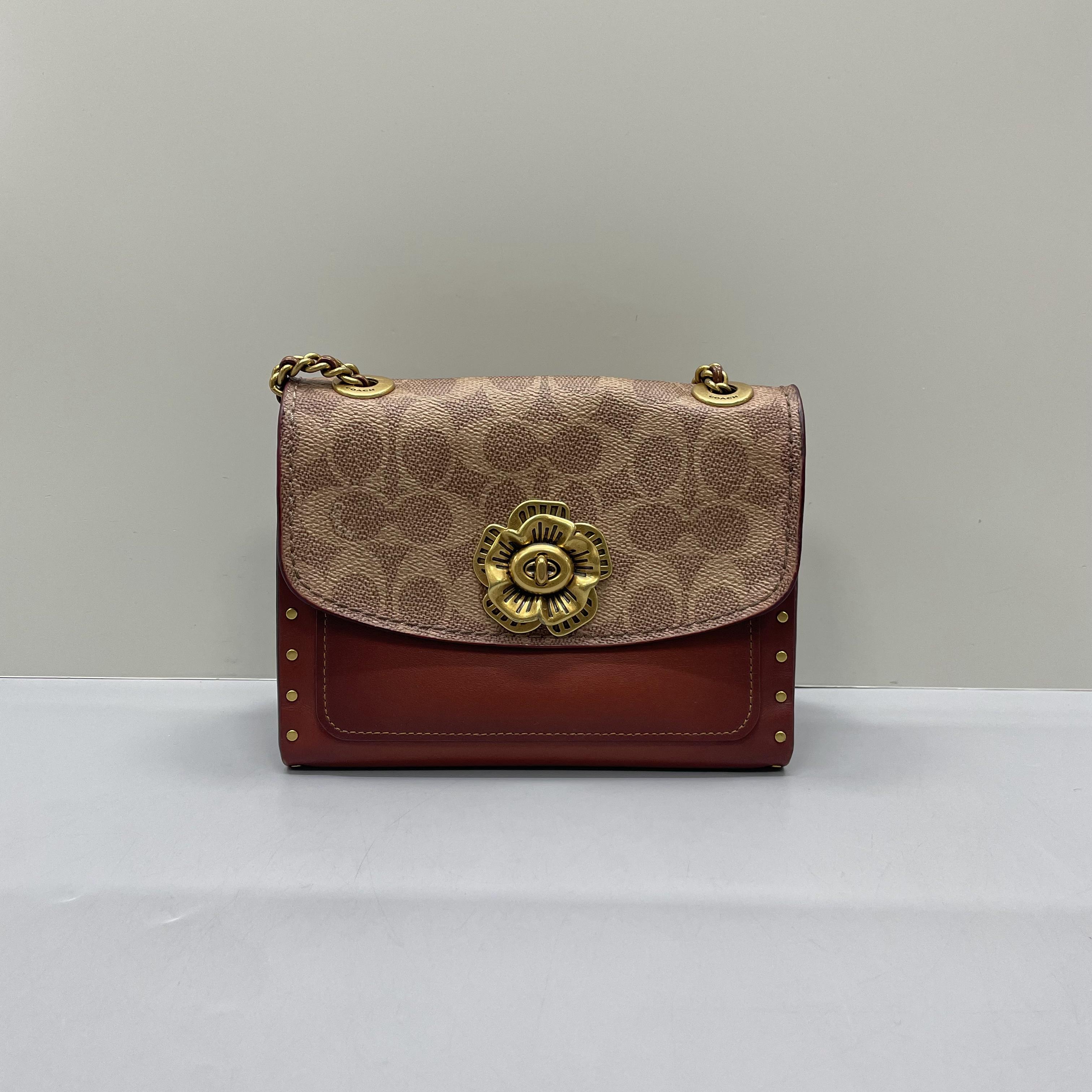 95新 COACH/蔻驰 小丽/山荼花红棕老花链条包18*13*7cmA011207