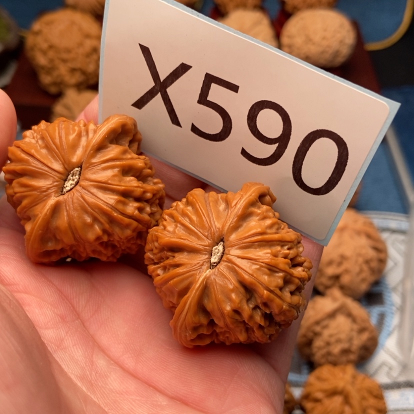 【闪购商品】文玩核桃把件38磨盘