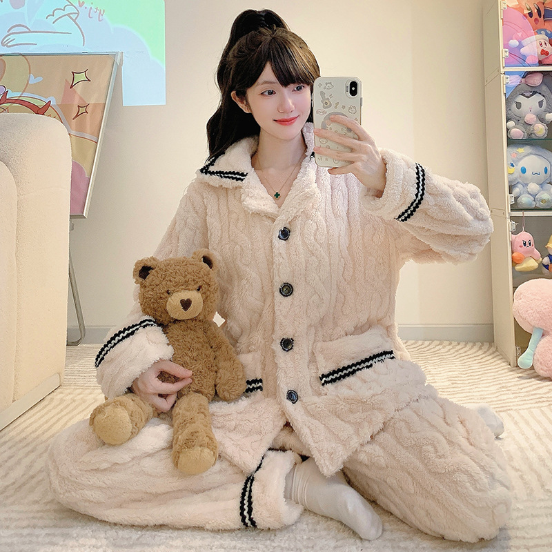 珊瑚绒睡衣女秋冬新款韩版ins风加肥大码胖mm加厚保暖家居服套装