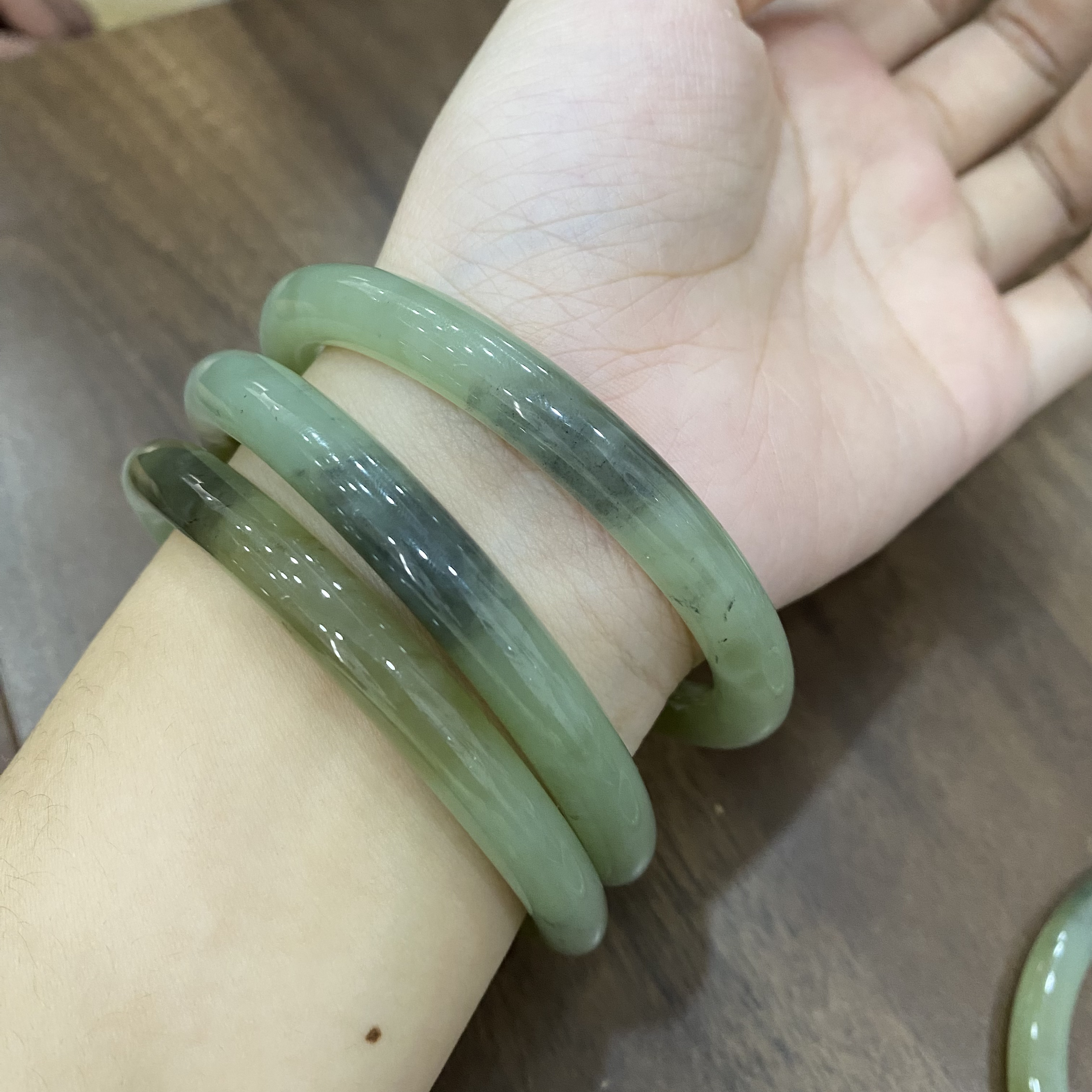 和田玉手镯多样性拍一发一