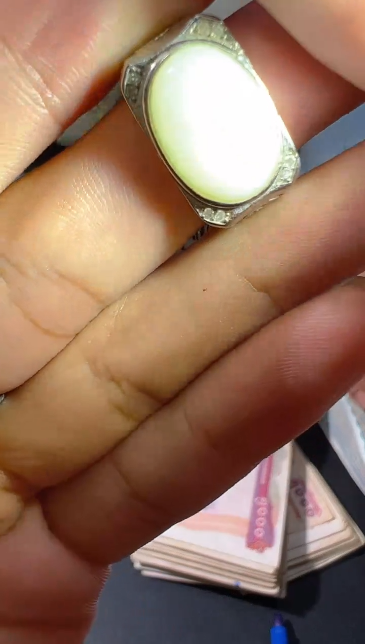 【闪购商品】定制翡翠合金62-多样性发货（发其一）