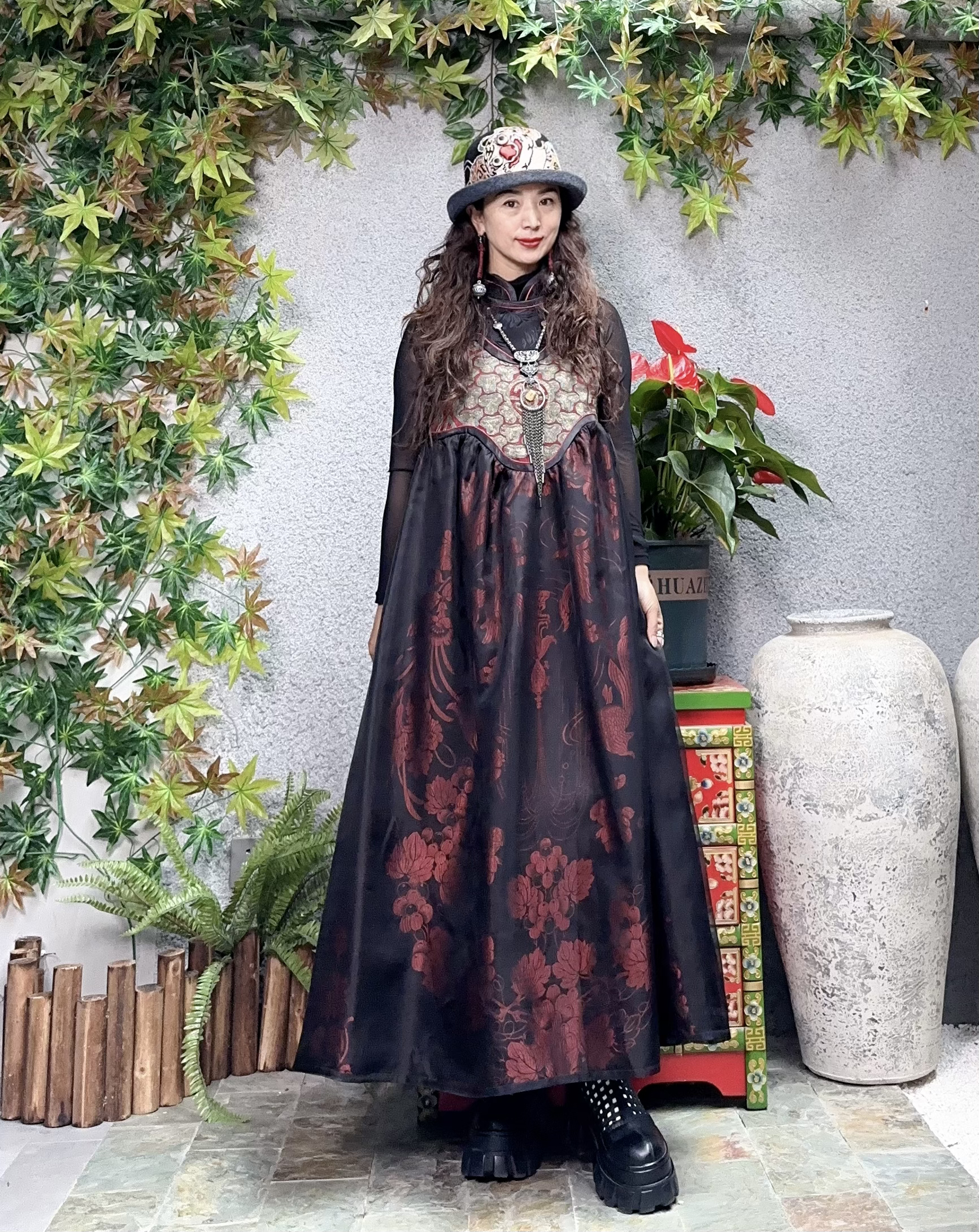 民族风老绣精品连衣裙个性蓬蓬裙减龄设计四季款女装国风长款