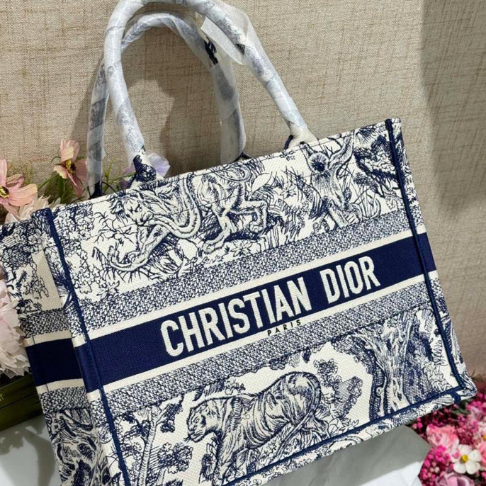 95新 DIOR/迪奥 货号 2413437 动物园刺绣tote手提包