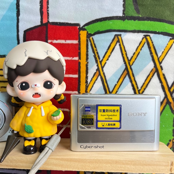 9新 Sony/索尼 索尼t20 810w像素网红款 成色如图 有配件