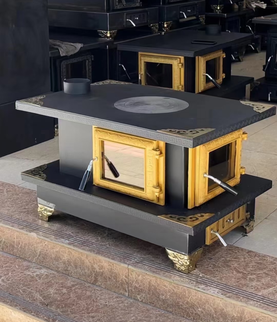 新款藏式铸铁真火壁炉火炉室内取暖农村家用（三个金色玻璃门）