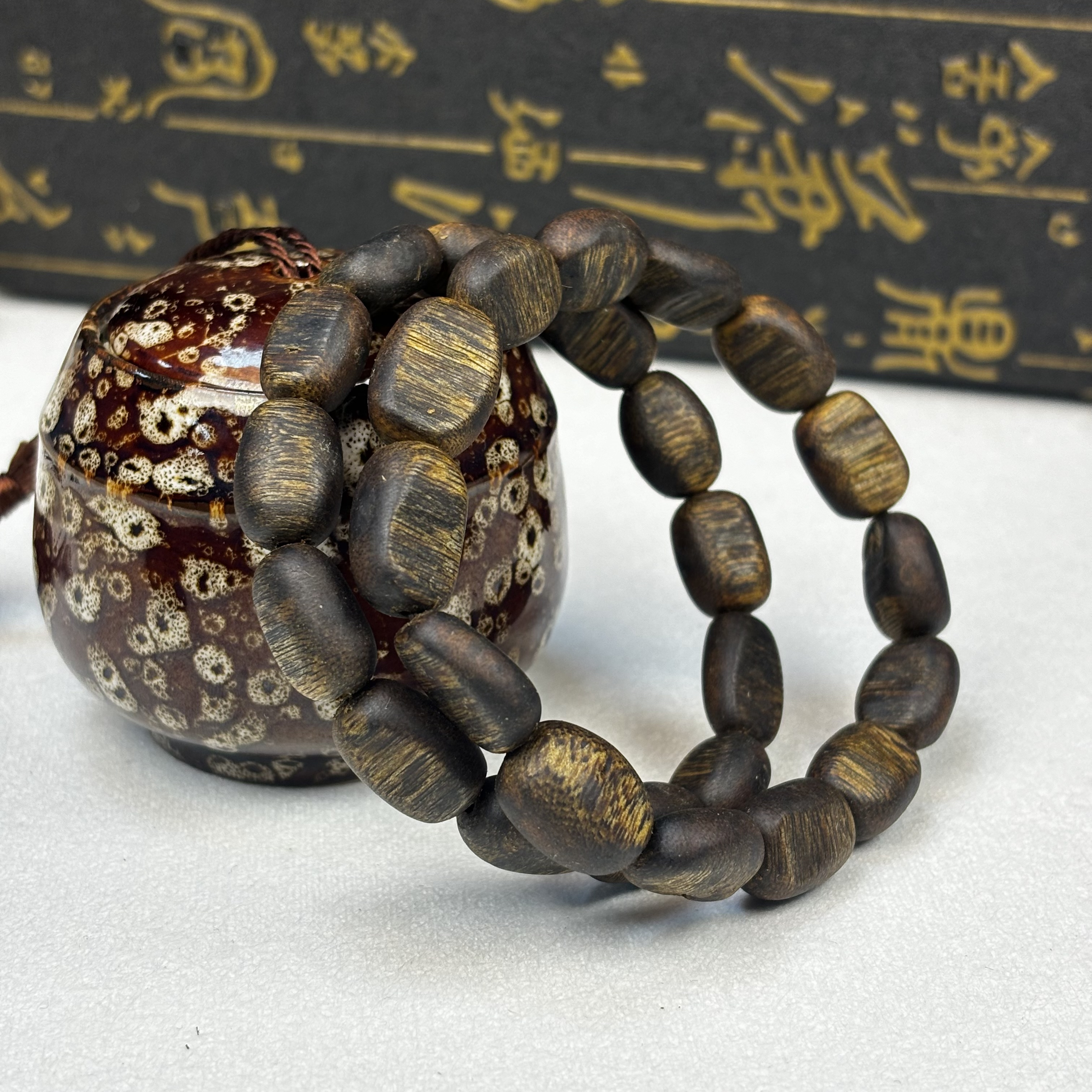 【老三沉香】Q19老料国香绿奇楠手串多样性发一条