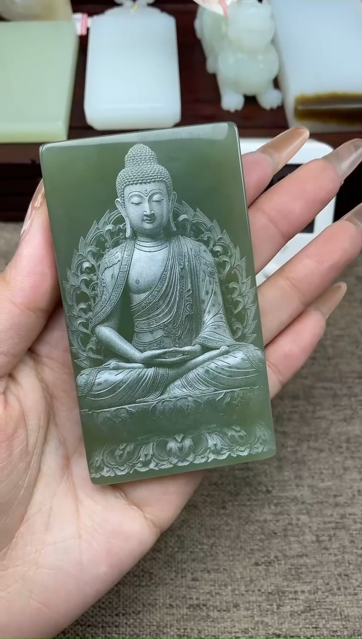 【闪购商品】和田玉吊坠(赠链)未镶嵌琳琳