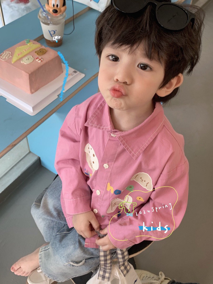 扣号链接儿童外套.套装