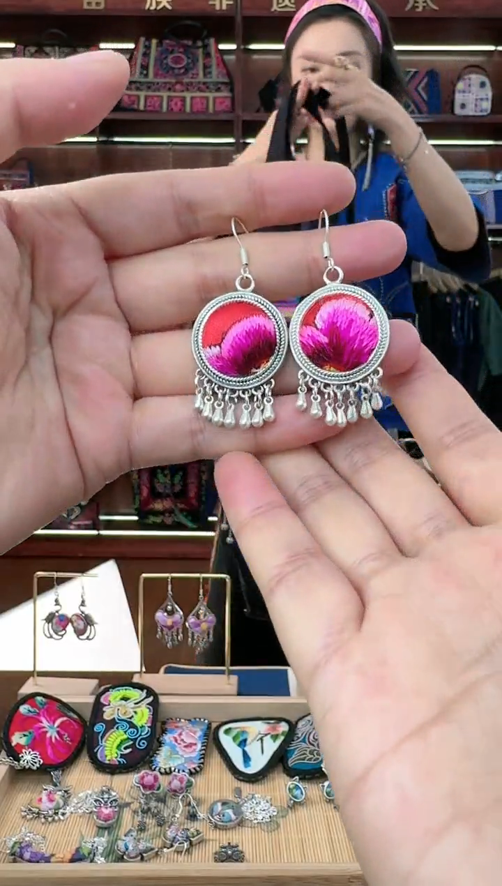 【闪购商品】苗银织绣156苗银耳环