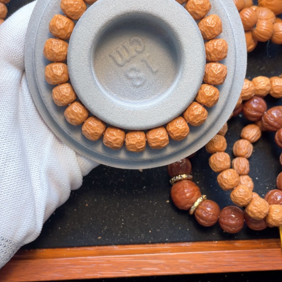 【闪购商品】猴头核桃吊坠无相奶酪65