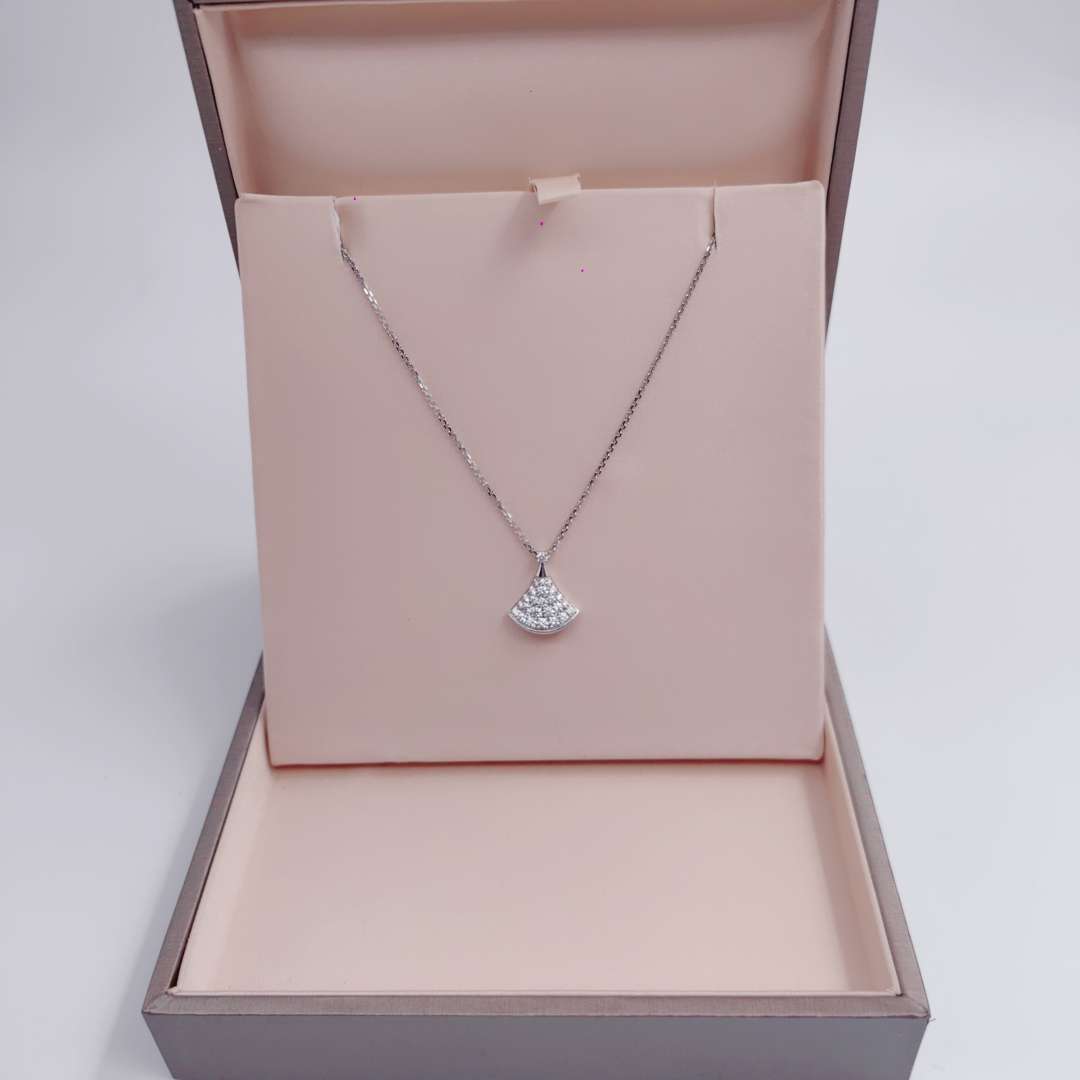 95新 BVLGARI/宝格丽 安洁利严选扇子系列/SK0117750 项链