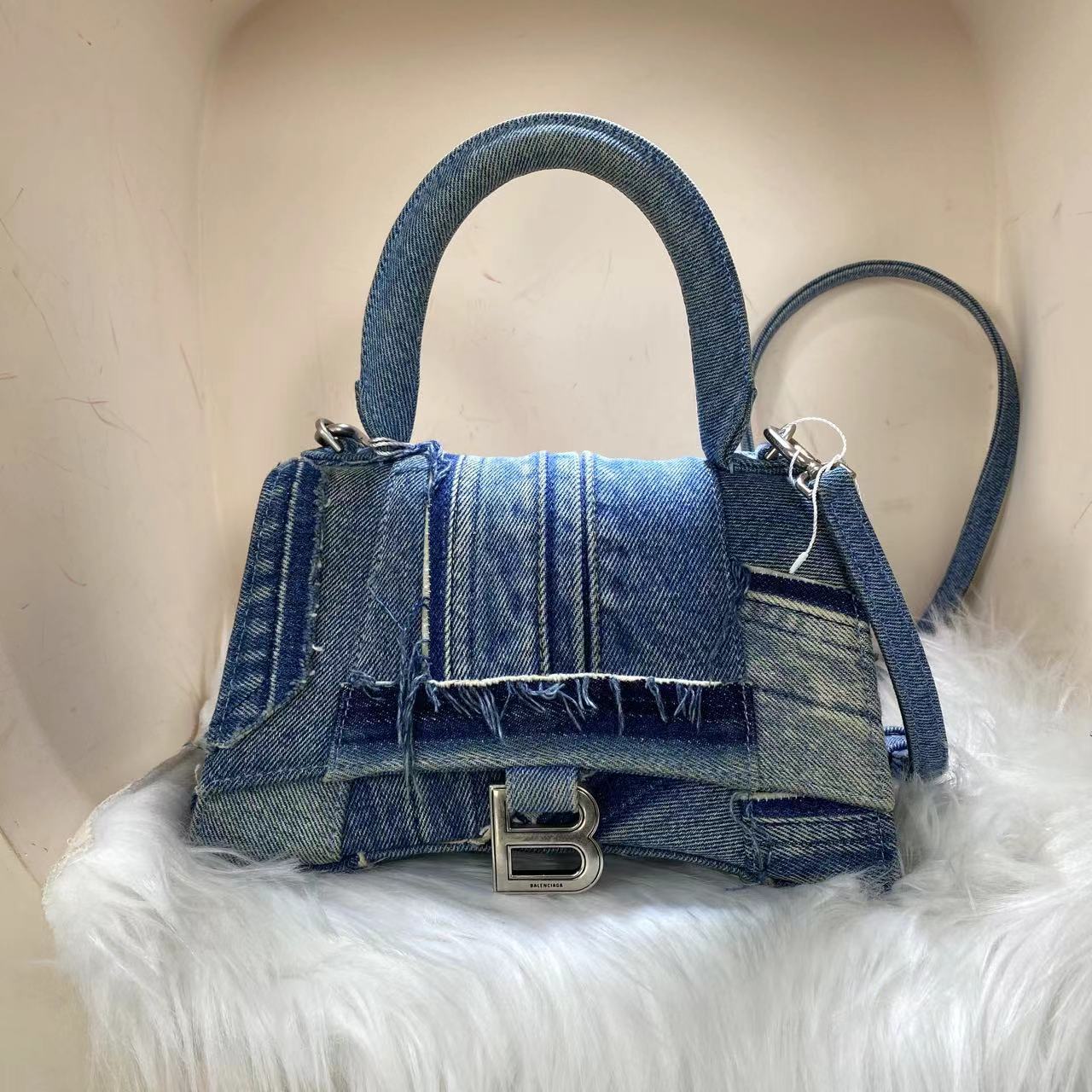 99新 Balenciaga/巴黎世家  安洁利严选沙漏包/BK0139156
