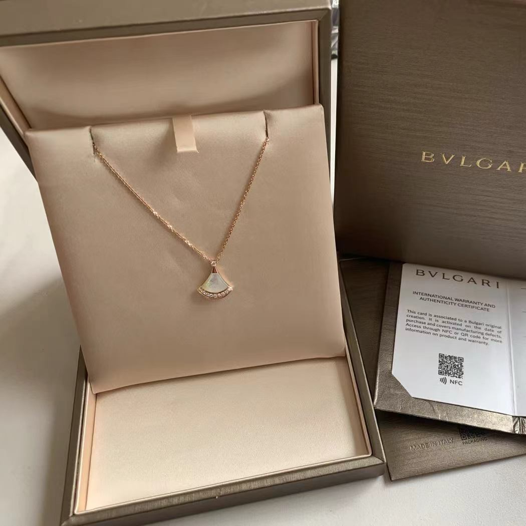95新 BVLGARI/宝格丽 安洁利严选项链/SK0113867