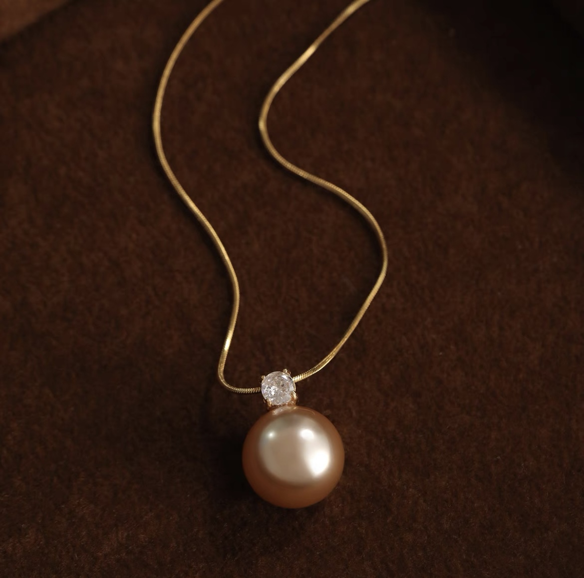 钛钢项链 （2186）简约高级蛇骨链粉贝珠项链--长45