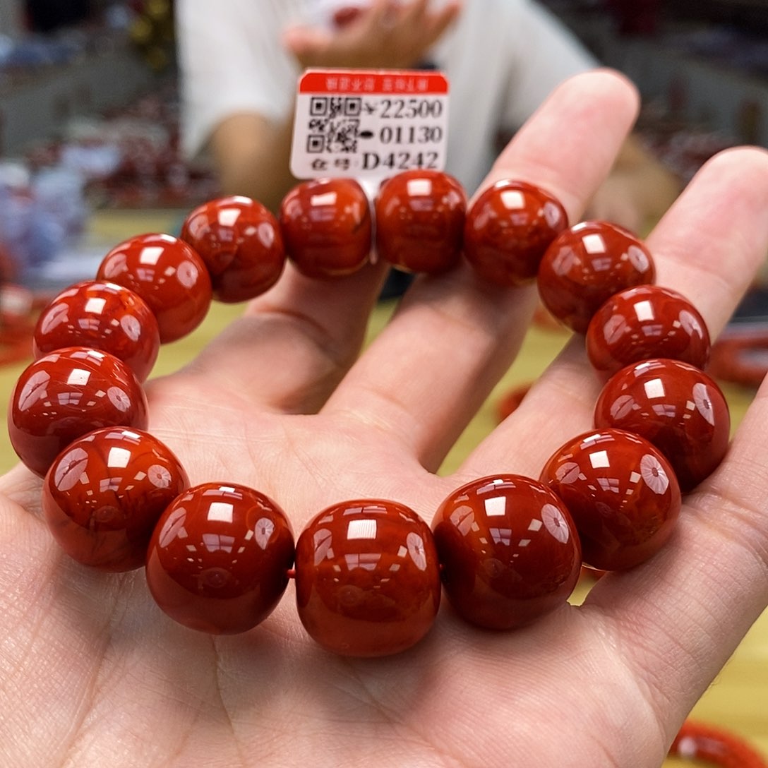南红玛瑙尺寸15mm  多样性发一未镶嵌