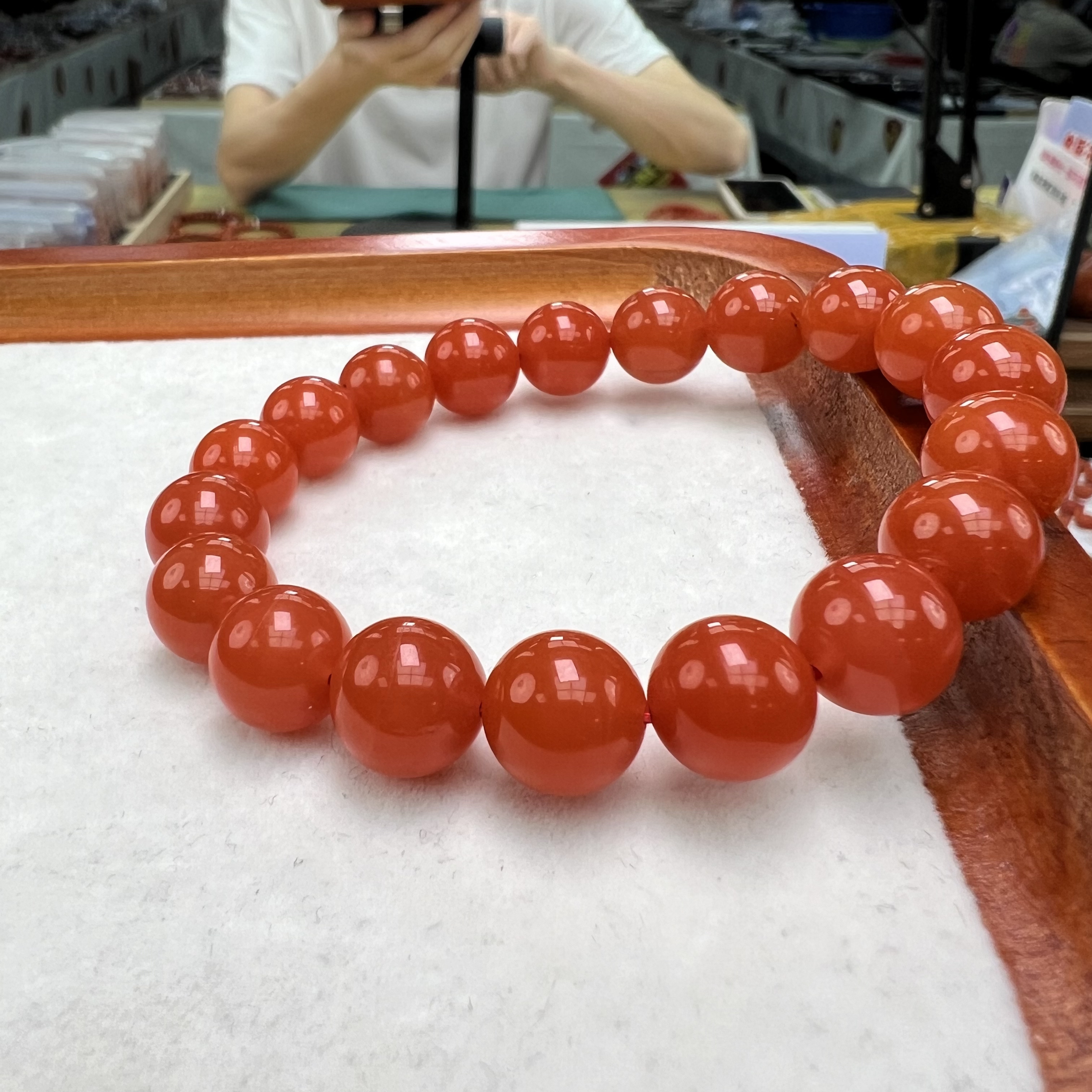 诚信经营支持年退换  保山滴水洞云端圆珠手串10mm  多样性发一