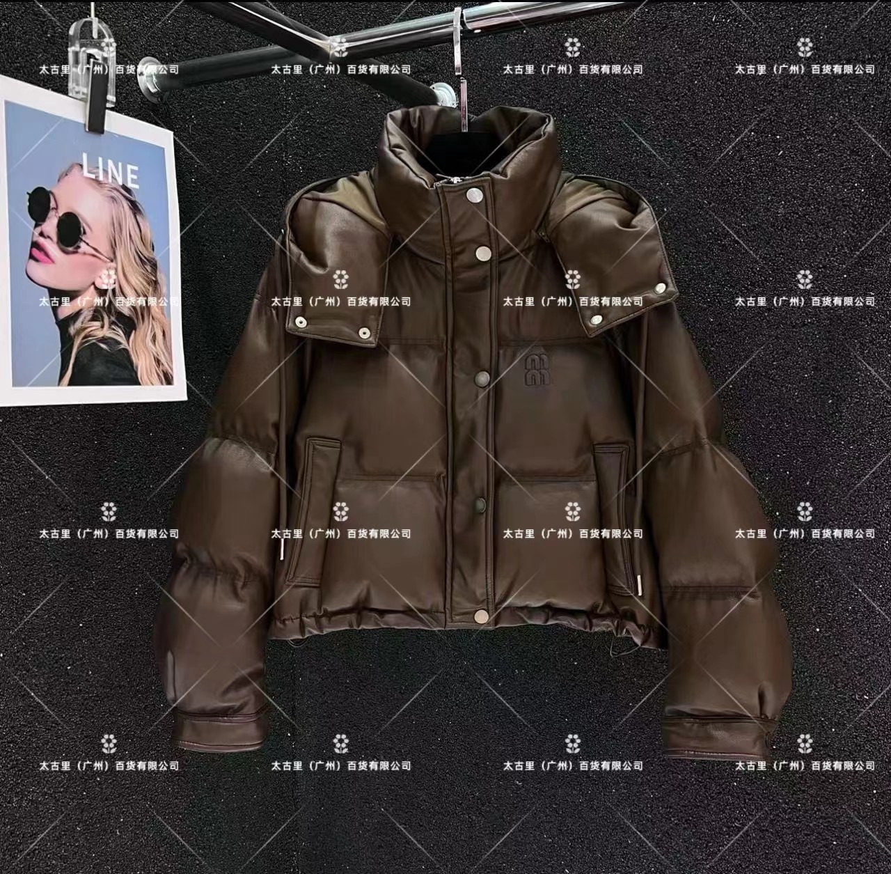 【昕昕专属】编码【72】JC-A566皮面立体字母印花短款白鸭绒羽绒服