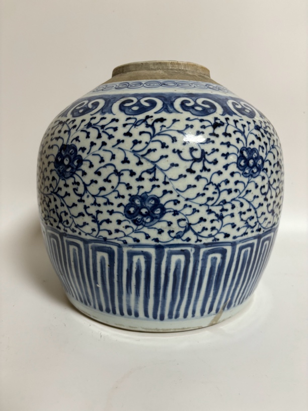 缠枝手工罐子老物件古瓷有冲线