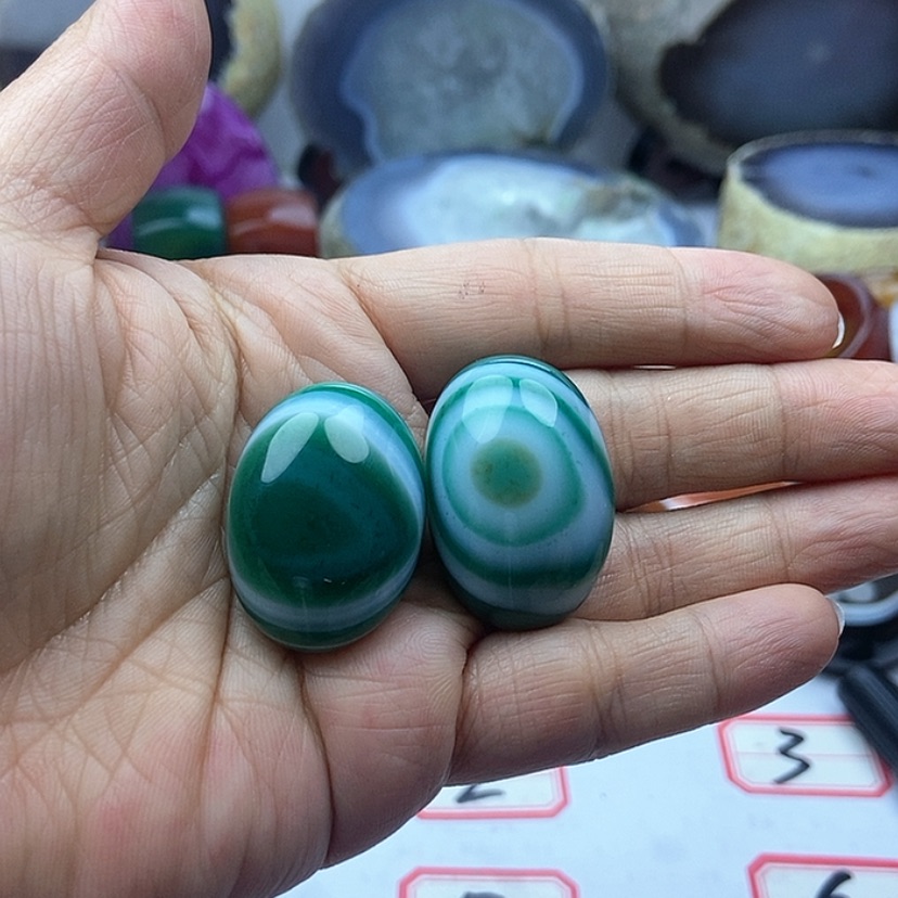【闪购商品】玛瑙/玉髓珠宝奇石未镶嵌断*
