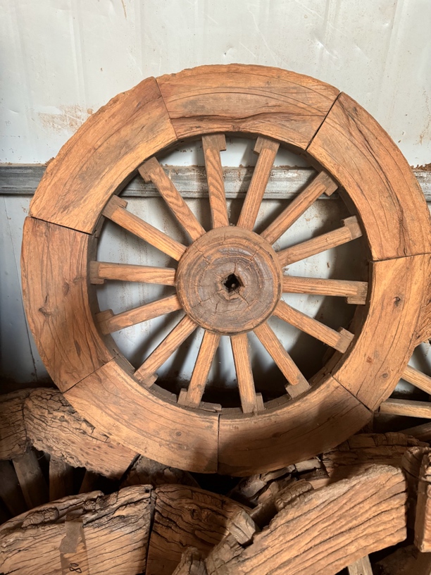 榆木车轱辘老物新用居家装饰做个墙挂挺好寓意财源滚滚一物一拍