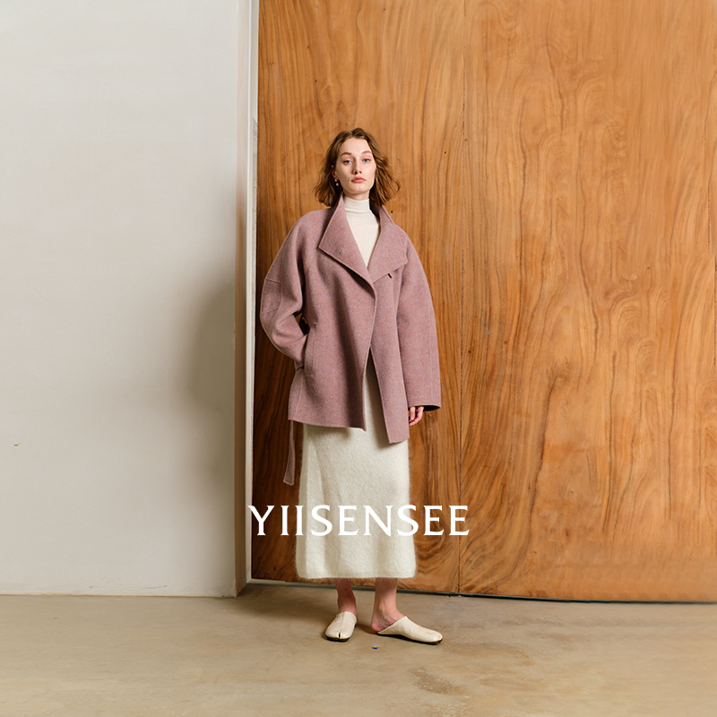 YIISENSEE逸识异色彩虹一粒扣大翻领设计定染翻领中长大衣外套