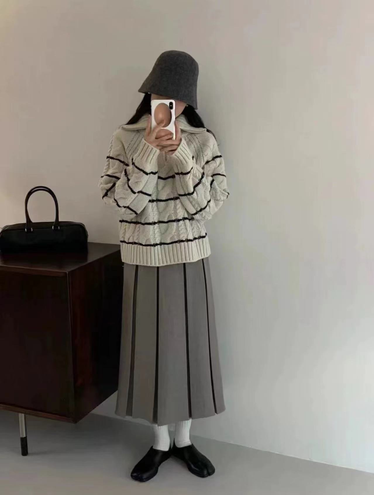 【杭州】egg（1015#库）条纹撞色气质半拉链上衣 KC