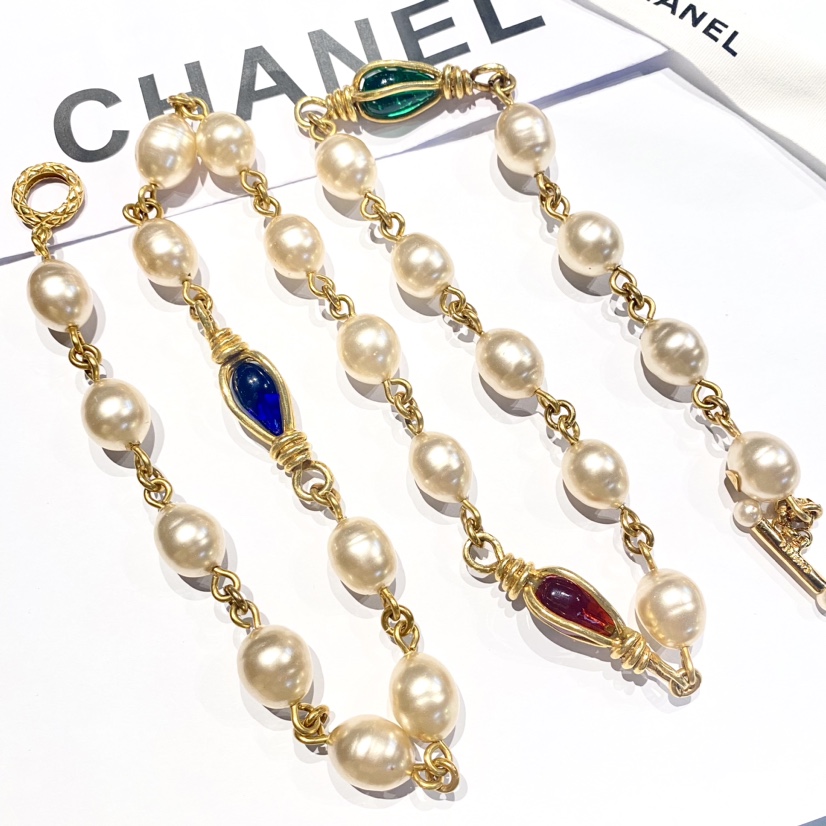 95新 Chanel/香奈儿 中古双C红绿蓝三色琉璃珍珠项链/M47123
