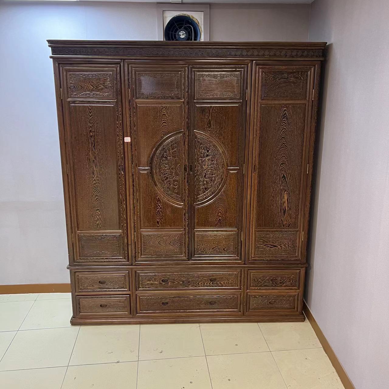 鸡翅木雕花大衣柜 全实木卧室拉门衣橱 198CM*56CM*230CM