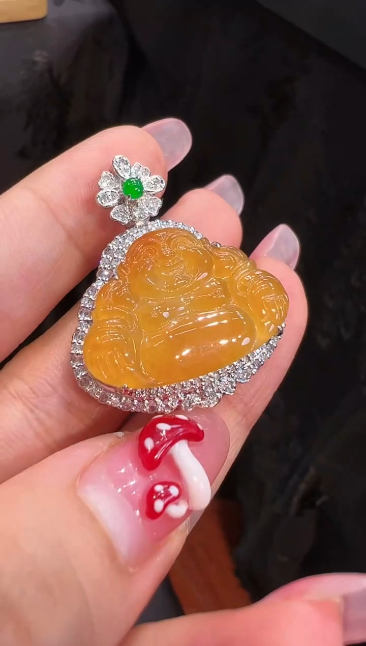 【闪购商品】翡翠颈饰18K金镶嵌吊坠