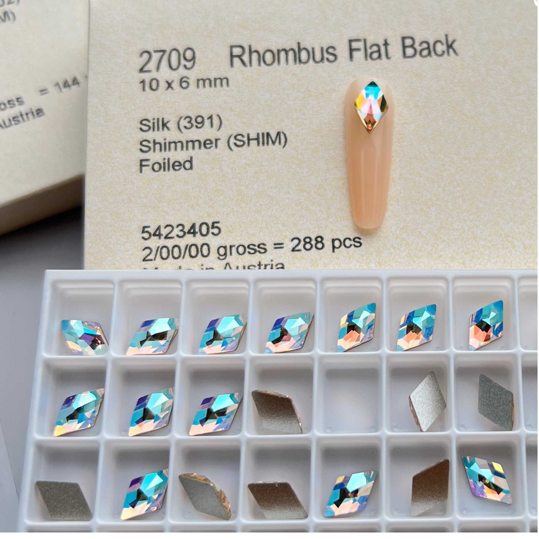 合集闪烁系列！烫底平底异形石 美甲钻华子奥钻DIY奥地利水晶饰品