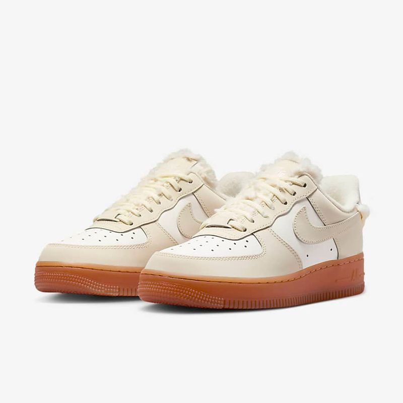 Nike耐克Air Force 1空军一号米白 加绒 女子低帮板鞋FV3701-119