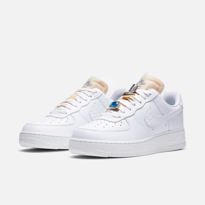 Nike耐克Air Force 1空军一号女款 宝石低帮休闲板鞋CZ8101-100