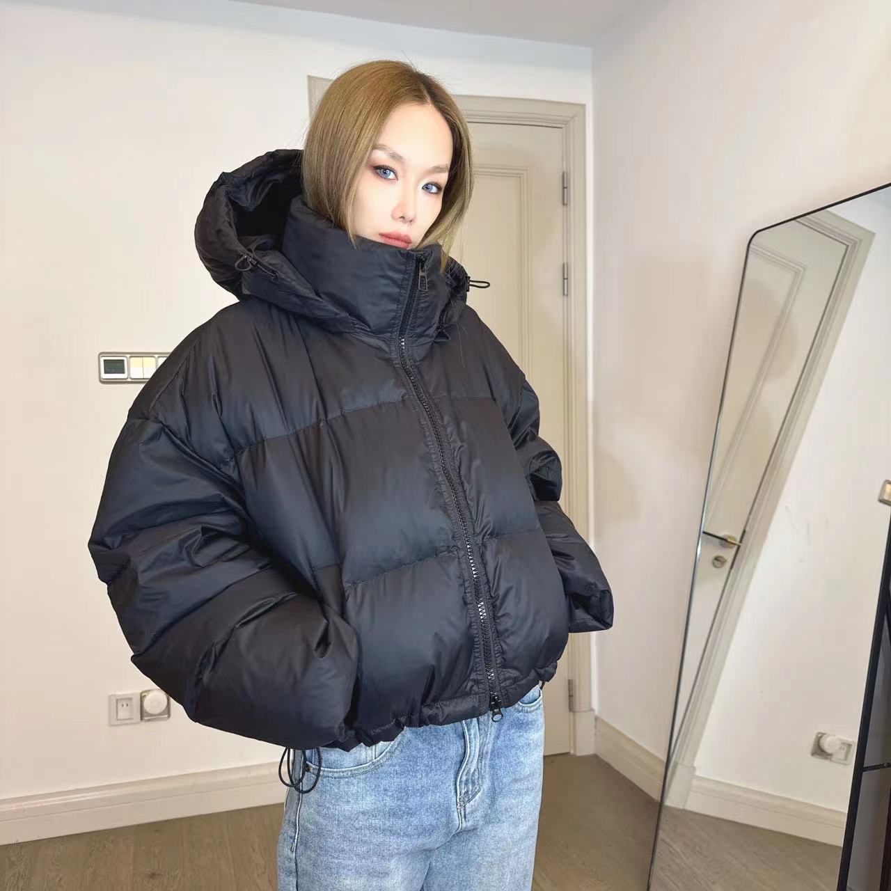 欧美街拍辣妹款90白鸭绒短款羽绒服纯色拼接立领加厚面包服239