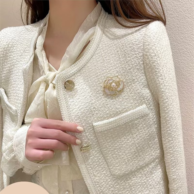 复古法式珍珠山茶花胸花气质胸针精致西装大衣配饰品