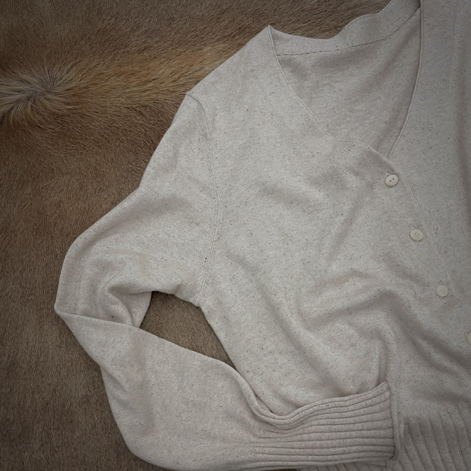 【阿黛】薄软百搭沙色针织开衫