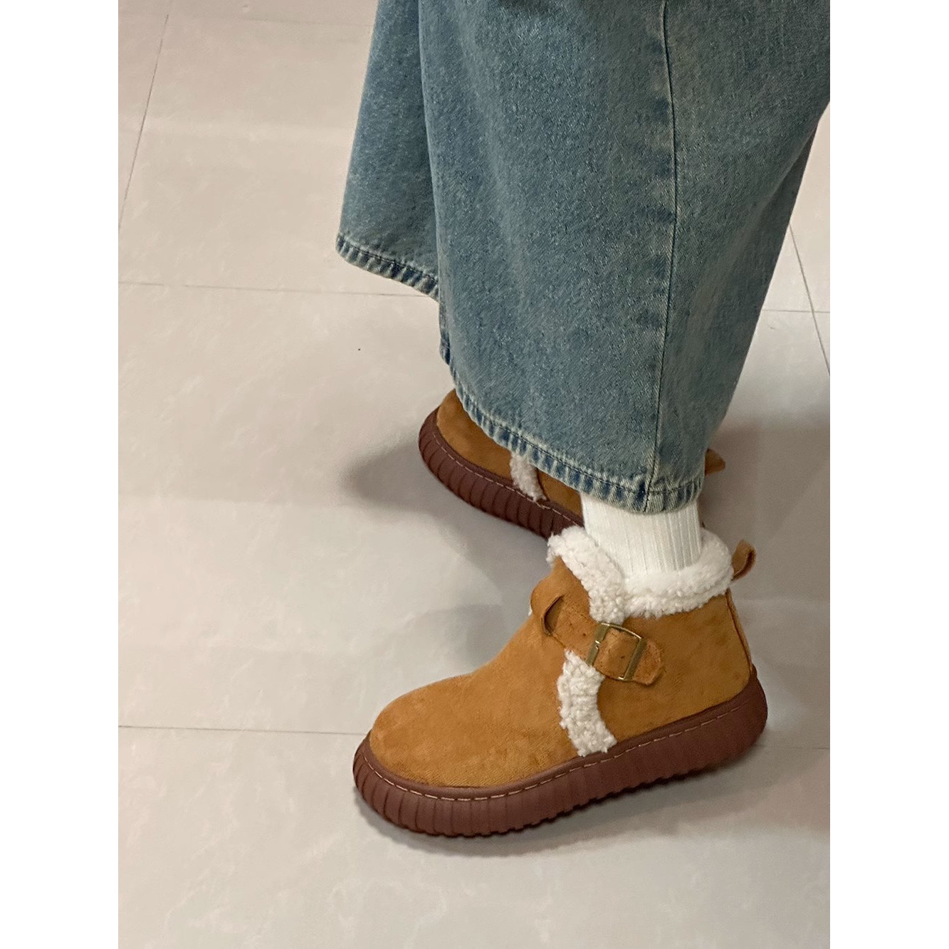 秋冬季保暖休闲东北厚底雪地靴女款冬季2023新款加绒加厚保暖一体