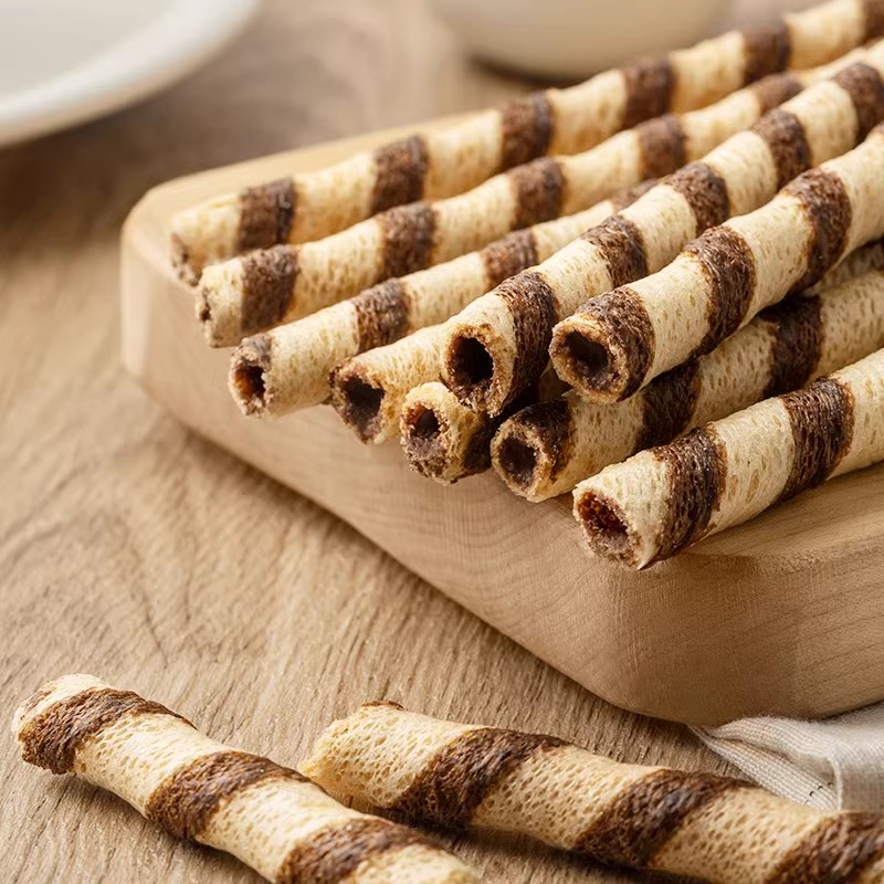 爱时乐巧克力味草莓味注心威化饼干夹心棒50克有趣有味甜蜜小零食