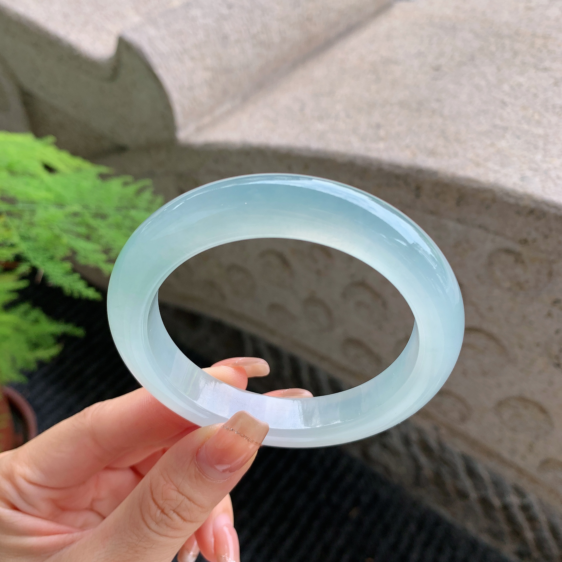 60圈口超纯冰晴底种水镯自然光实拍天然缅甸翡翠手镯A货