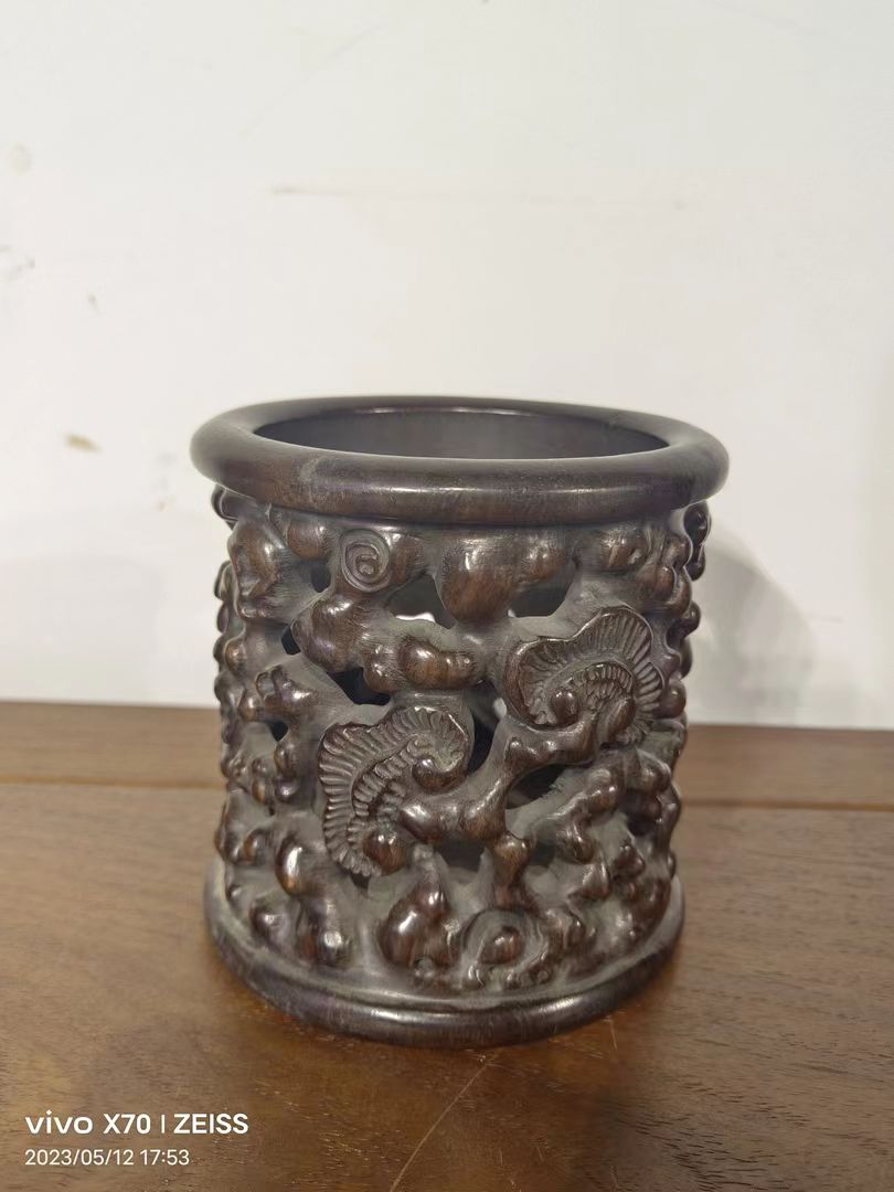 木雕笔筒 手工雕刻