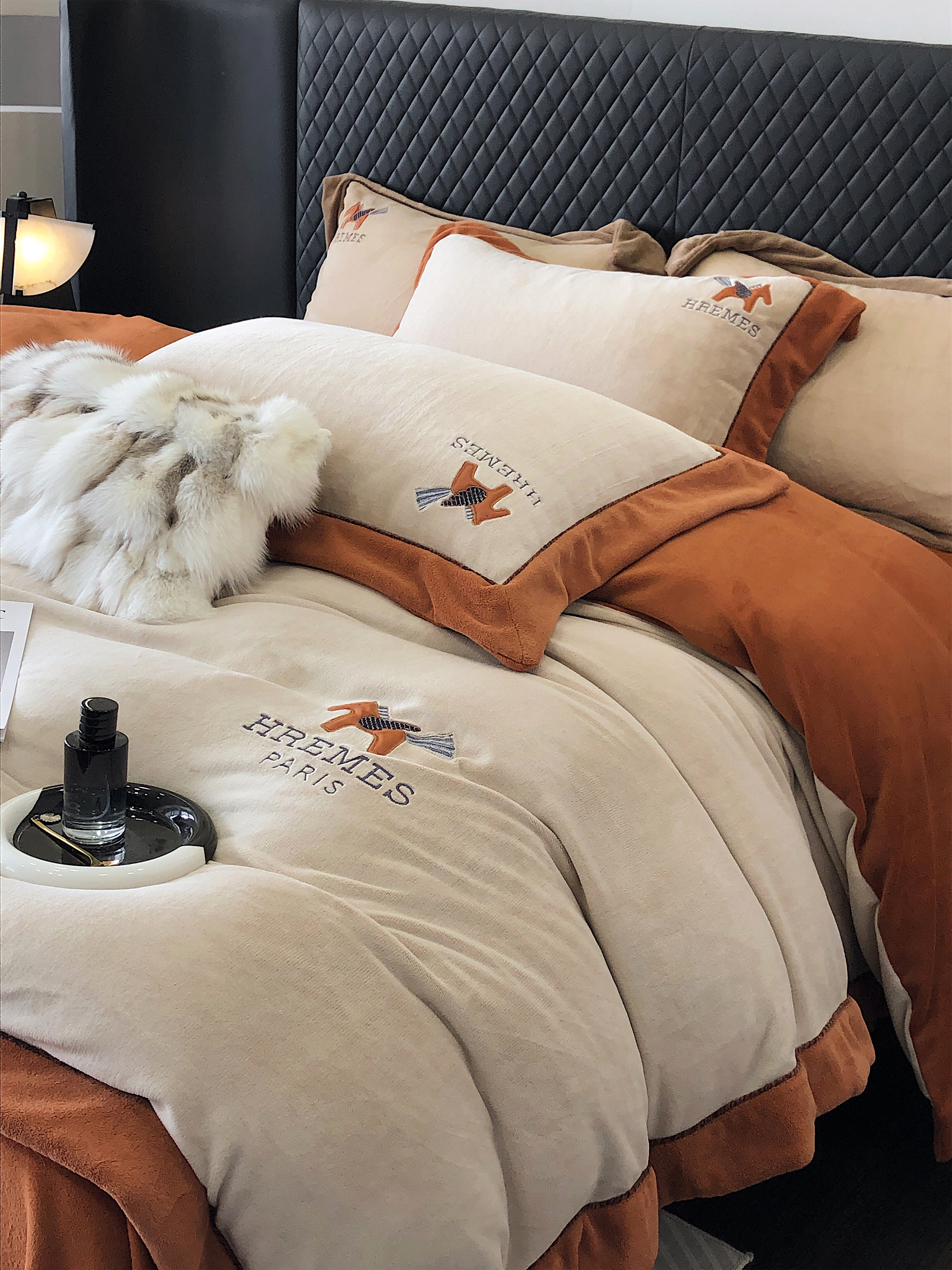 nice（涞澳-艾马仕）轻奢高定刺绣加厚牛奶绒双面绒四件套加厚保暖