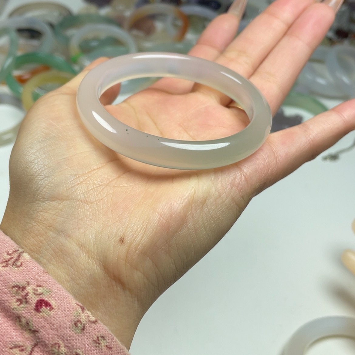 【闪购商品】玛瑙手镯未镶嵌